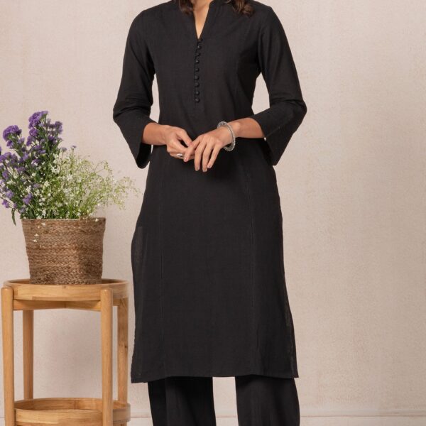 Nasrine Mehnaz Handloom Kurta