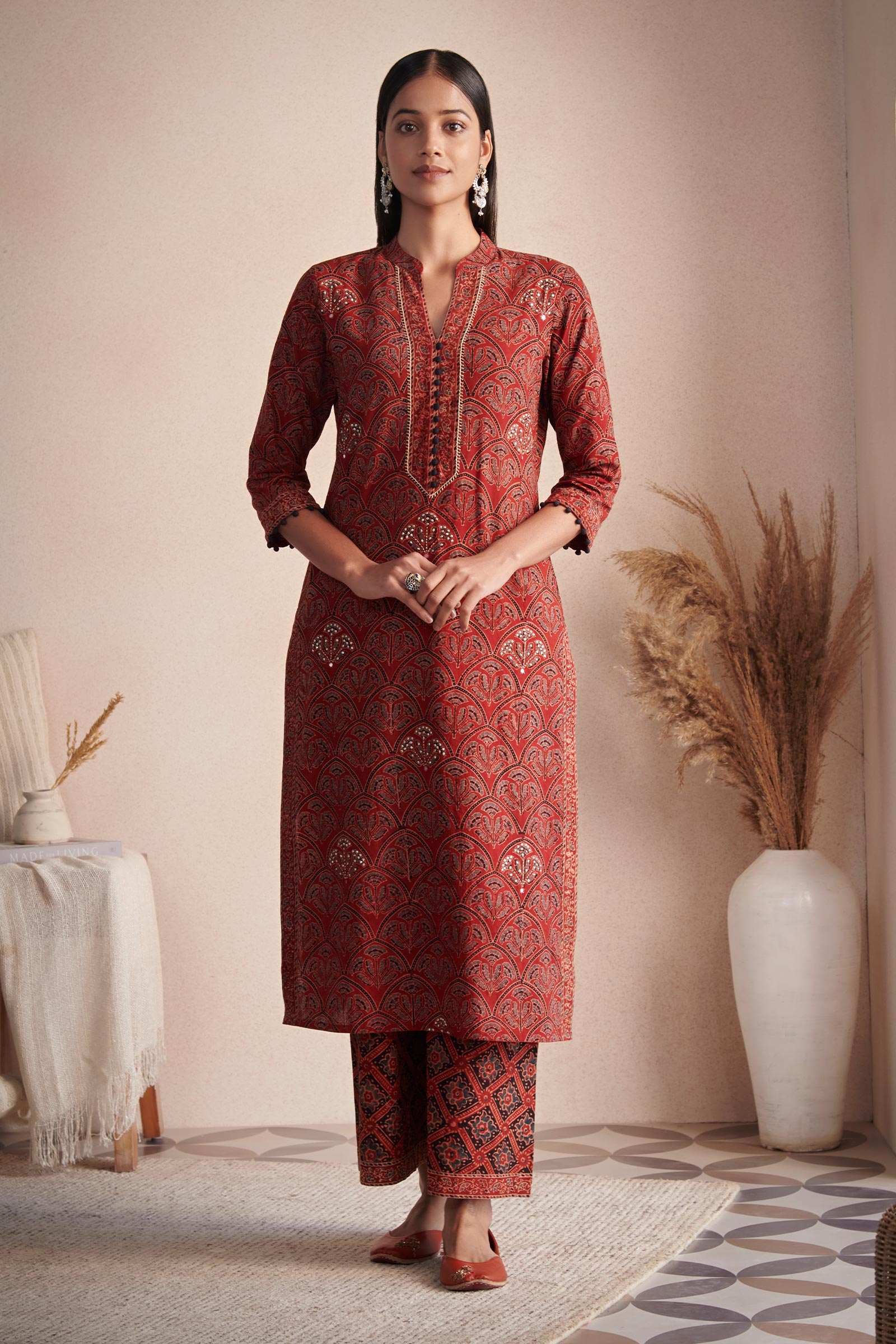3_145_1.jpg Sehra Samira Ajrak Kurta - Image 1