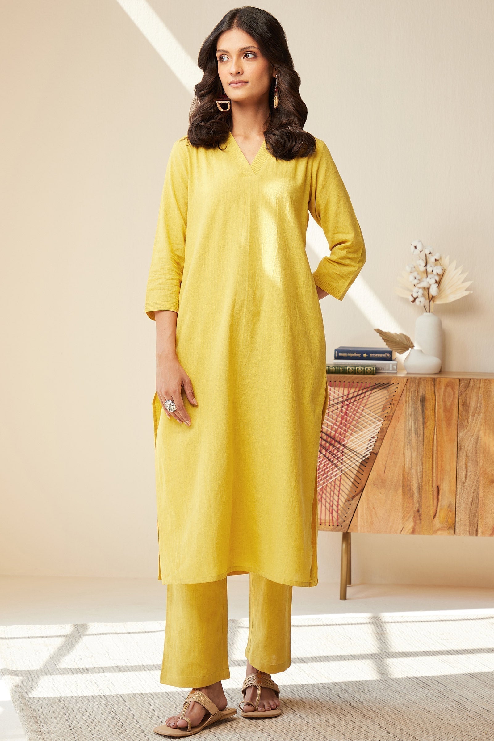 3_178_362.jpg Roza Seher Yellow Kurta - Image 1