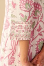 Rosheen Niyamat Sanganeri Kurta - Image 4