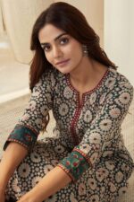 Sehra Mehreen Bagru Kurta - Image 5