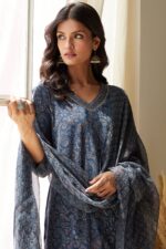 Sehra Seerat Akola Kurta - Image 5