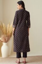 Sehra Nadia Ajrak Kurta - Image 6