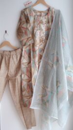 Creamy Palette Fusion Suit Set - Image 2