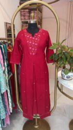 "Mahua" Hand Embroidered Cotton Kurta Set(2pc) - Image 2