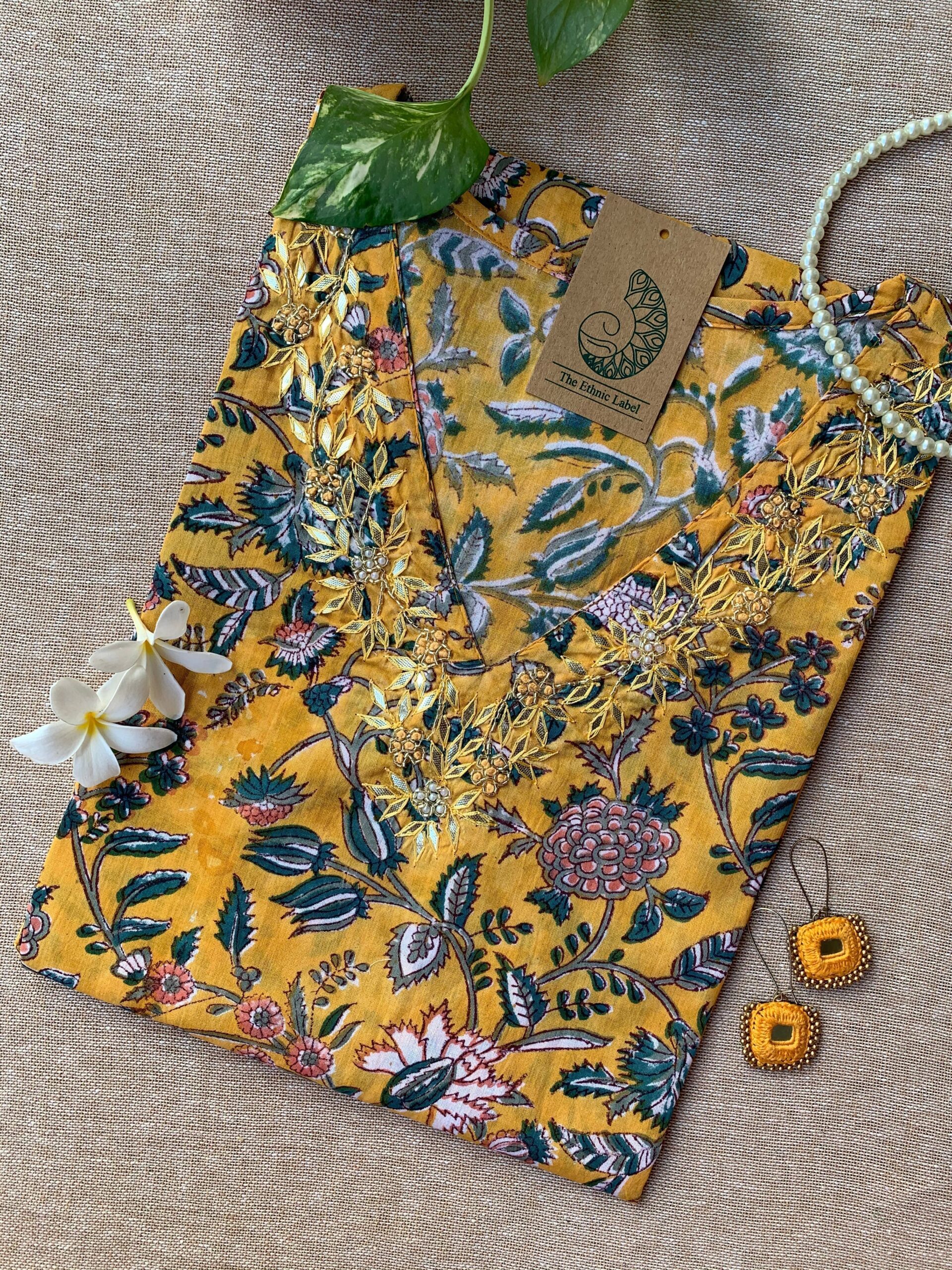 IMG_2318-scaled-1.jpg "Netra" Hand Work Embellished Cotton kurta - Image 1