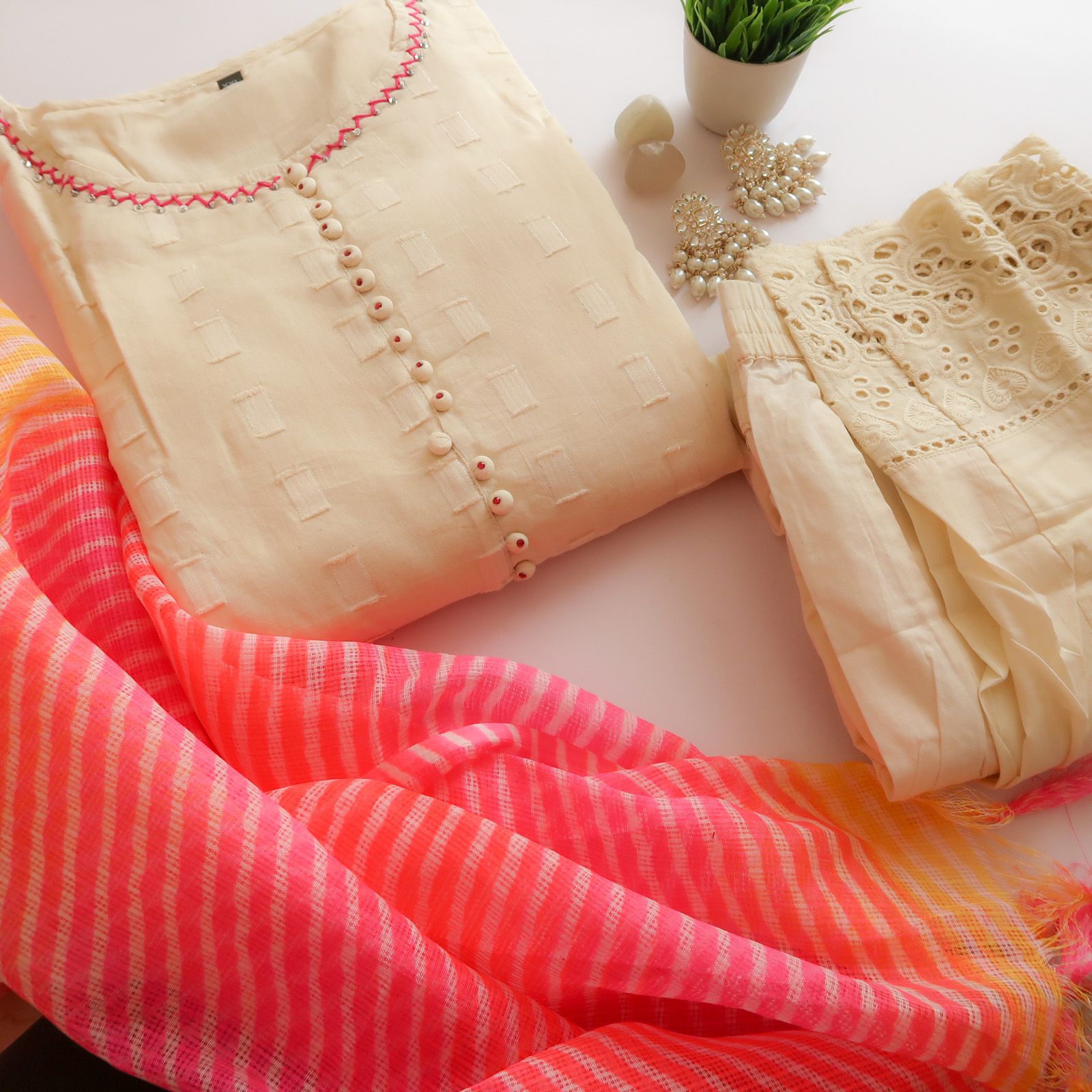 WhatsAppImage2023-04-27at6.09.12PM_1.jpg Roop Mastana suit set - Image 1