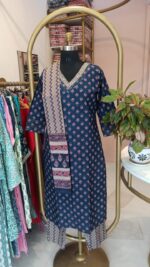 "Shivika" Cotton Kurta Set(3pc) - Image 4