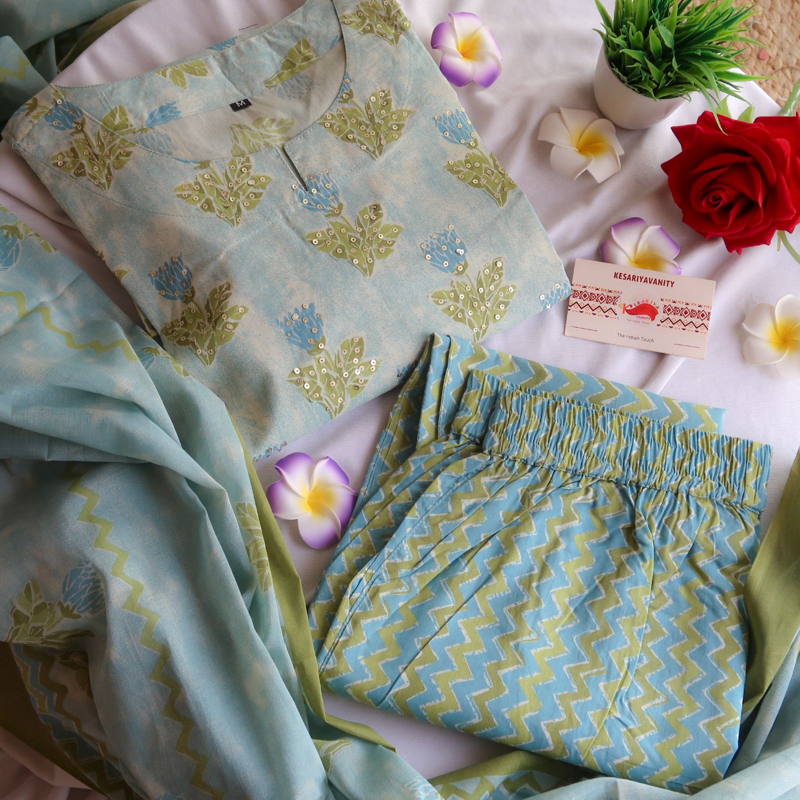 WhatsAppImage2024-01-16at14.17.51_300dcbbf_88b2917c-a8f3-4b89-ba9e-93d3410e38b8.jpg Blooms in Azure Breeze Suit Set - Image 1