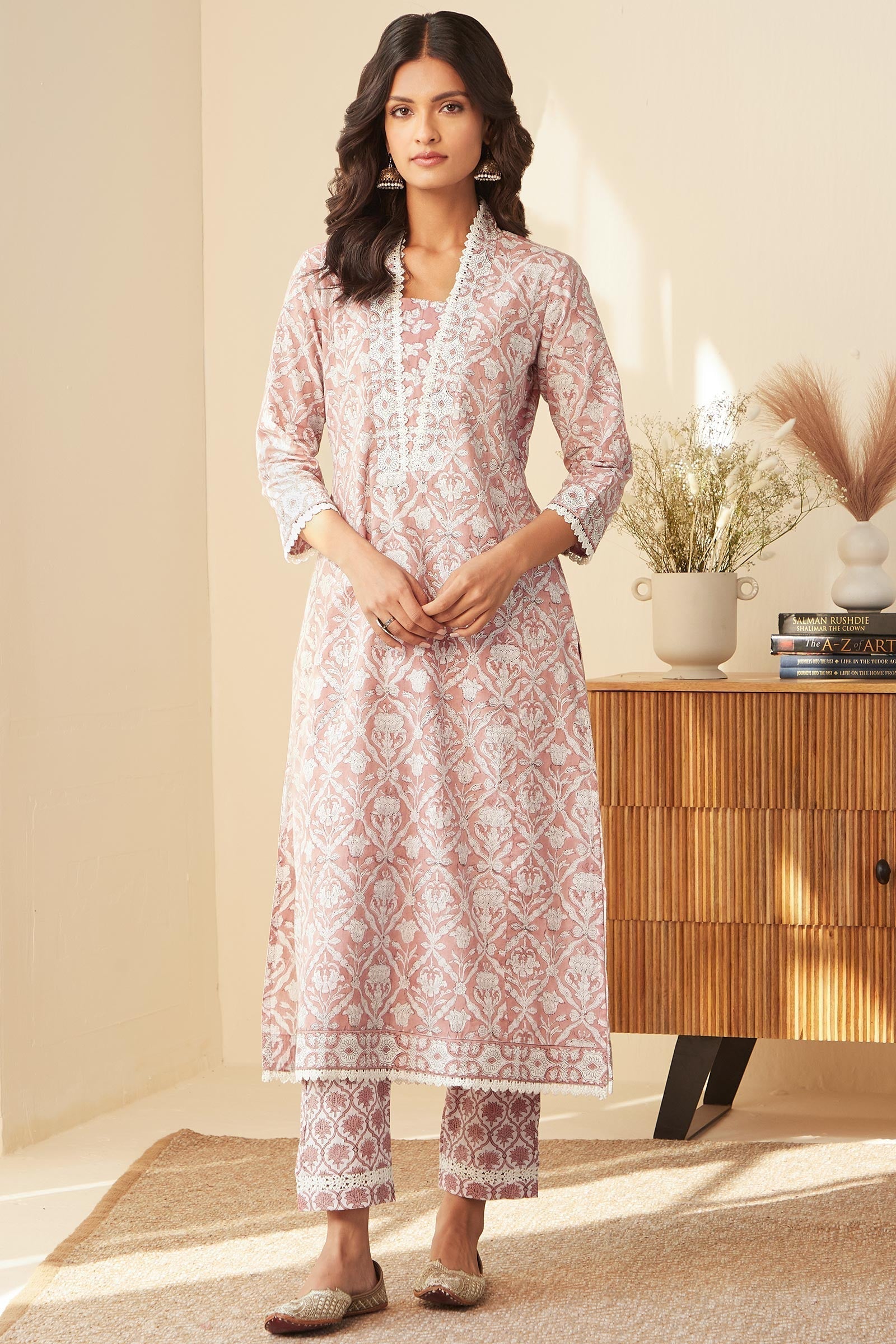 fgmk24-127_8.jpg Gauhar Gulshan Sanganeri Kurta - Image 1