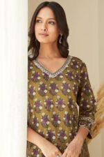 Gauhar Laila Sanganeri Kurta - Image 6